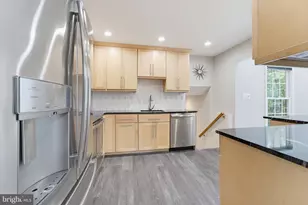 8305 Briar Creek Dr, Annandale, VA 22003 - Photo 22
