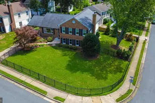 12031 Cheviot Dr, Herndon, VA 20170 - Photo 8
