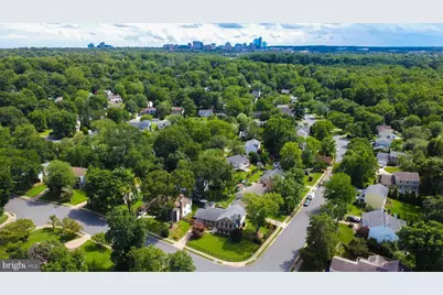 12031 Cheviot Drive, Herndon, VA 20170 - Photo 22