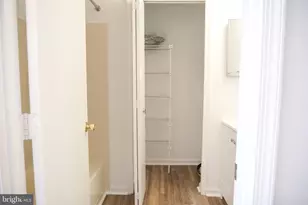 6941 Mary Caroline Cir, Alexandria, VA 22310 - Photo 22