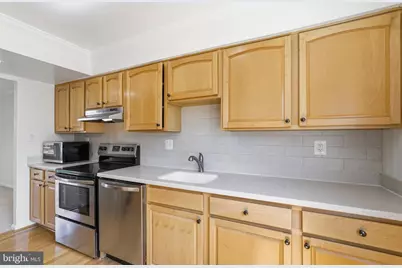 6002 Mardale Lane, Burke, VA 22015 - Photo 6