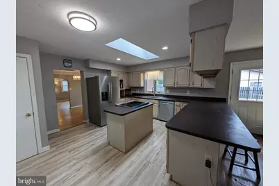 3907 Prosperity Avenue, Fairfax, VA 22031 - Photo 8