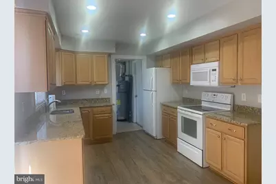 13217 Poplar Tree Road, Fairfax, VA 22030 - Photo 4