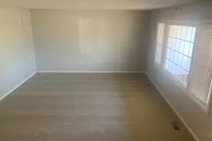 13217 Poplar Tree Rd, Fairfax, VA 22030 - Photo 2