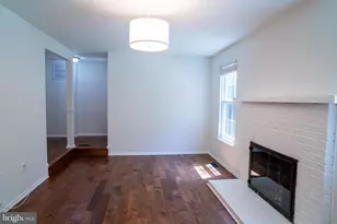 10100 Walnut Wood Ct, Burke, VA 22015 - Photo 4
