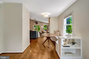 2017 Edgar Ct, Falls Church, VA 22043 - Photo 4