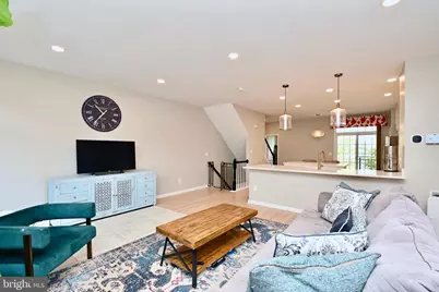 6915 Rolling Creek Way, Alexandria, VA 22315 - Photo 4