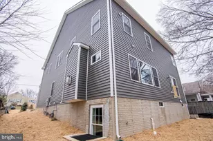 6928 Regent Ln, Falls Church, VA 22042 - Photo 84