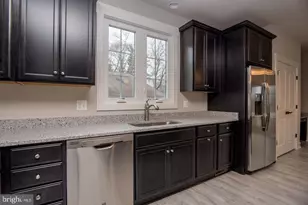 6928 Regent Ln, Falls Church, VA 22042 - Photo 22