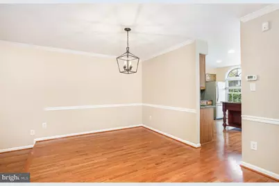 8002 Tanworth Court, Springfield, VA 22152 - Photo 6