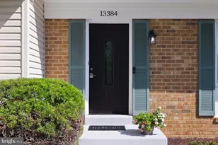 13384 Frinks Ct, Herndon, VA 20170 - Photo 14