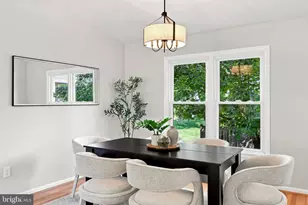 13384 Frinks Ct, Herndon, VA 20170 - Photo 22
