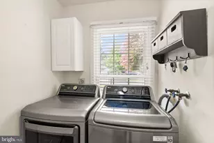 14514 Awbrey Patent Dr, Centreville, VA 20120 - Photo 26