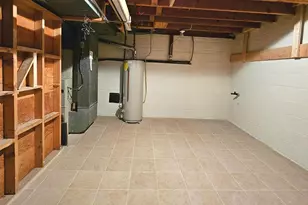 7429 Carol Ln, Falls Church, VA 22042 - Photo 28