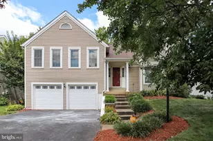 13716 Springhaven Dr, Chantilly, VA 20151 - Photo 1