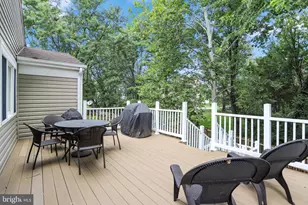 13716 Springhaven Dr, Chantilly, VA 20151 - Photo 8