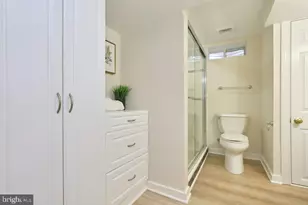 2802 Farmington Dr, Alexandria, VA 22303 - Photo 24