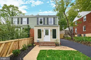 2802 Farmington Dr, Alexandria, VA 22303 - Photo 1