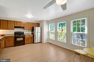 7580 Blanford Ct, Alexandria, VA 22315 - Photo 8