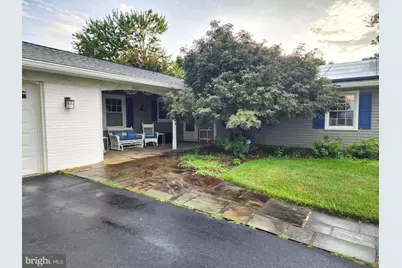 13201 Moss Ranch Lane, Fairfax, VA 22033 - Photo 4