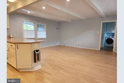 13201 Moss Ranch Lane, Fairfax, VA 22033 - Photo 6