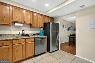 7640 Provincial Dr, McLean, VA 22102 - Photo 14
