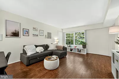 7640 Provincial Drive #112, McLean, VA 22102 - Photo 8