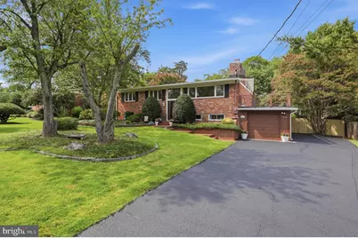 4107 Watkins Trail, Annandale, VA 22003 - Photo 4