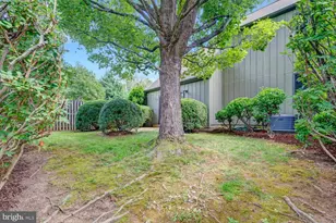 1412 Green Run Ln, Reston, VA 20190 - Photo 6