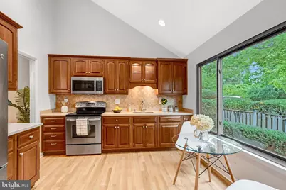 1412 Green Run Lane, Reston, VA 20190 - Photo 32
