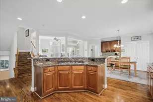 7853 Railroad St, Dunn Loring, VA 22027 - Photo 22