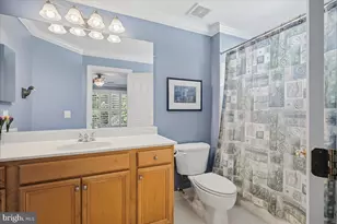 7853 Railroad St, Dunn Loring, VA 22027 - Photo 50