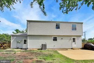 9152 Burke Rd, Burke, VA 22015 - Photo 28