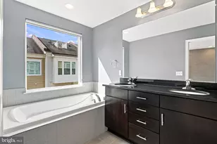 9652 Pullman Pl, Fairfax, VA 22031 - Photo 32