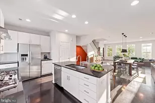 9652 Pullman Pl, Fairfax, VA 22031 - Photo 18
