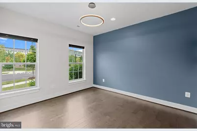 5284 Ridgeview Retreat Drive, Chantilly, VA 20151 - Photo 4