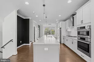 5284 Ridgeview Retreat Dr, Chantilly, VA 20151 - Photo 16
