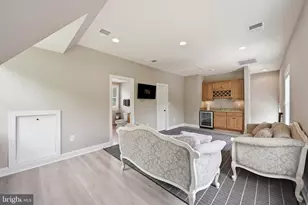 9842 Corsini Ct, Vienna, VA 22182 - Photo 82