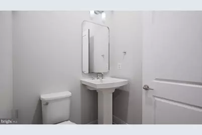 1 Parktown Street #T-22, Springfield, VA 22150 - Photo 12