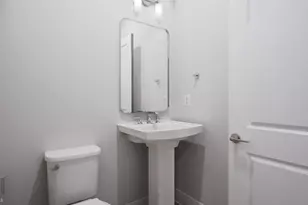 1 Parktown St, Springfield, VA 22150 - Photo 12