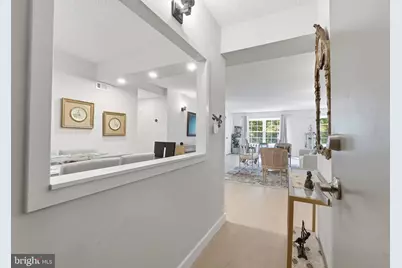 7661 Provincial Drive #209, McLean, VA 22102 - Photo 4