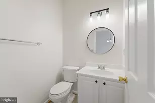 14214 Asher View, Centreville, VA 20121 - Photo 10