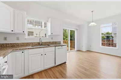 14214 Asher View, Centreville, VA 20121 - Photo 12