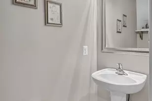 9954 E Hill Dr, Lorton, VA 22079 - Photo 36
