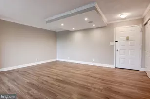 8340 Greensboro Dr, McLean, VA 22102 - Photo 6