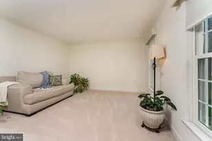 13425 Alfred Mill Ct, Herndon, VA 20171 - Photo 8