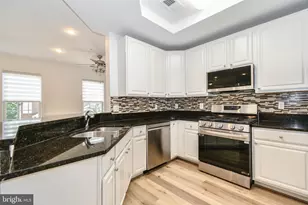 4627 Hummingbird Ln, Fairfax, VA 22033 - Photo 12