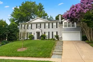 2304 Locust Ridge Ct, Falls Church, VA 22046 - Photo 1