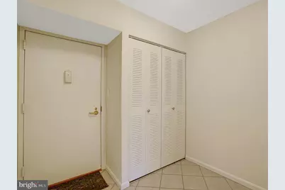 3800 Powell Lane #727, Falls Church, VA 22041 - Photo 16