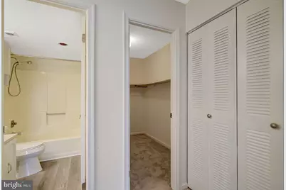 3800 Powell Lane #727, Falls Church, VA 22041 - Photo 30